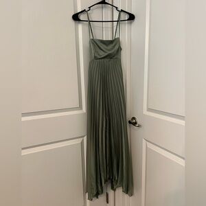 A&F Giselle Clasp Back Pleated Midi Dress